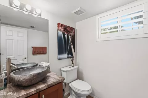 Bath - 4714 E Rockledge Rd, Phoenix, AZ 85044 photo 1 of 2