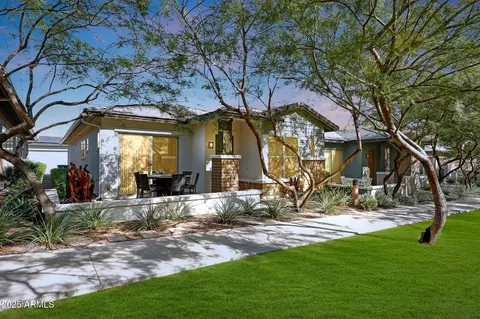 20719 W Medlock Dr, Buckeye, AZ 85396