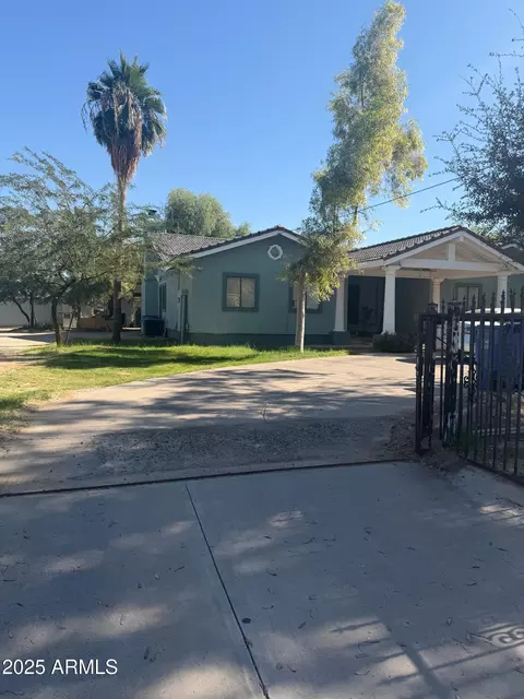 7849 S 7th Ave, Phoenix, AZ 85041