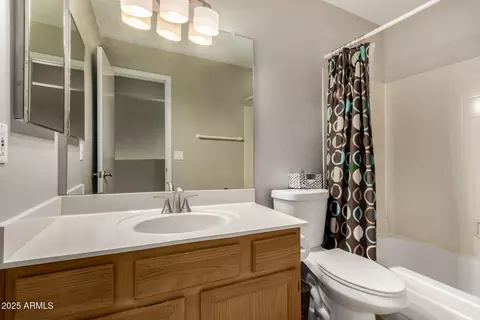 Bath - 1510 E Campbell Ave, Gilbert, AZ 85234 photo 4 of 4