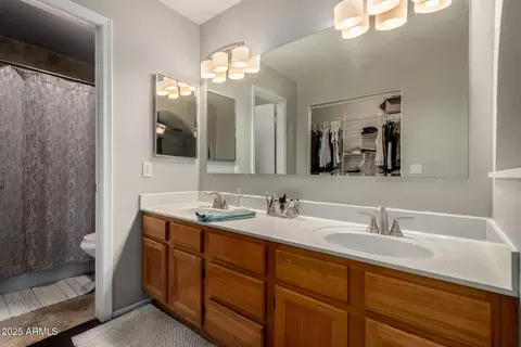 Bath - 1510 E Campbell Ave, Gilbert, AZ 85234 photo 2 of 4