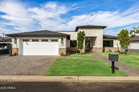 4228 E Avalon Dr, Phoenix, AZ 85018