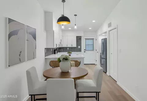 Dining - 3505 E Campbell Ave #7, Phoenix, AZ 85018 photo 1 of 1