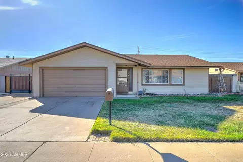 4727 W Northview Ave, Glendale, AZ 85301