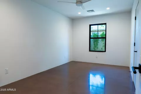 Bedroom - 914 E Sheridan St, Phoenix, AZ 85006 photo 1 of 7