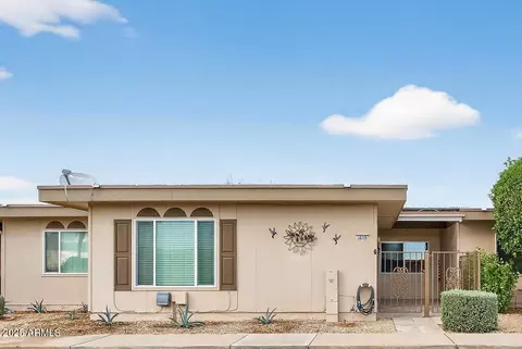 13721 N 98th Ave #C, Sun City, AZ 85351
