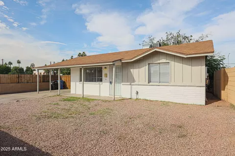 5614 W La Reata Ave, Phoenix, AZ 85035