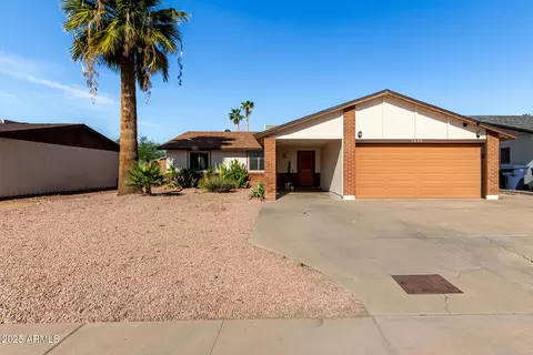 1946 W Dartmouth St, Mesa, AZ 85201