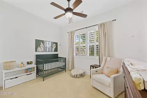 Bedroom - 4145 E Campbell Ave, Phoenix, AZ 85018 photo 4 of 5