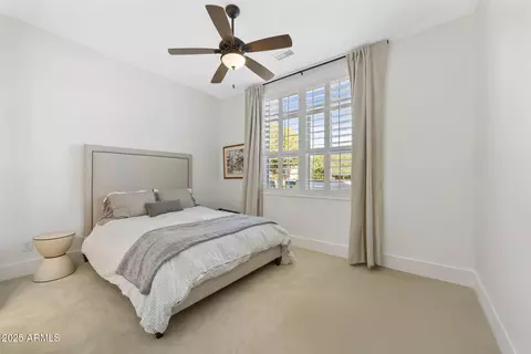 Bedroom - 4145 E Campbell Ave, Phoenix, AZ 85018 photo 3 of 5