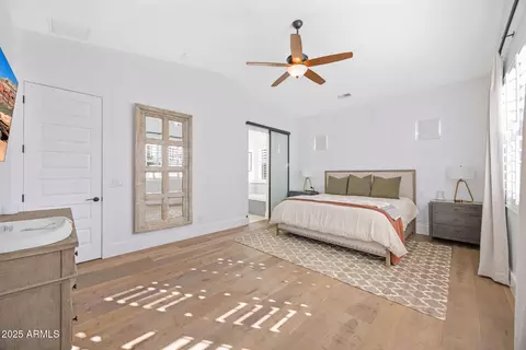 Bedroom - 4145 E Campbell Ave, Phoenix, AZ 85018 photo 2 of 5