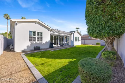 Exterior - 4145 E Campbell Ave, Phoenix, AZ 85018 photo 3 of 3