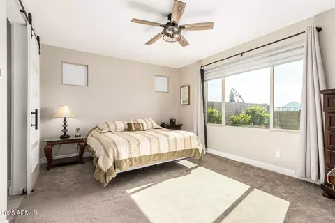 549 E Balao Dr, Phoenix, AZ 85085 photo 18