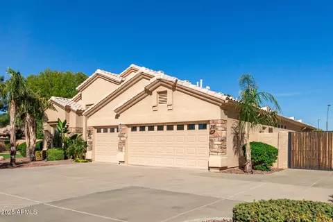 Exterior - 2090 E Finley St, Gilbert, AZ 85296 photo 3 of 19