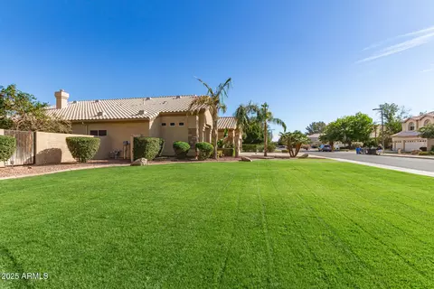 Exterior - 2090 E Finley St, Gilbert, AZ 85296 photo 4 of 19