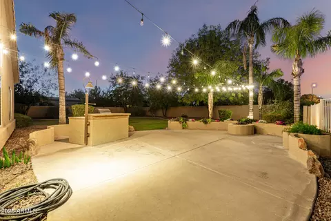 Exterior - 2090 E Finley St, Gilbert, AZ 85296 photo 14 of 19