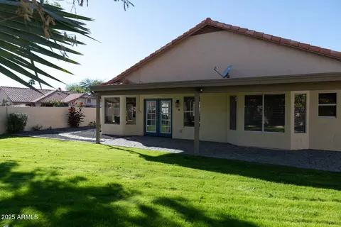 Exterior - 417 S Bonito Dr, Gilbert, AZ 85233 photo 6 of 7