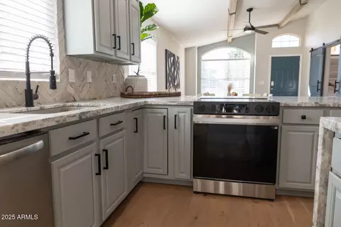 Kitchen - 417 S Bonito Dr, Gilbert, AZ 85233 photo 3 of 3