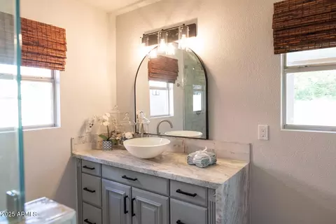 Bath - 417 S Bonito Dr, Gilbert, AZ 85233 photo 1 of 4