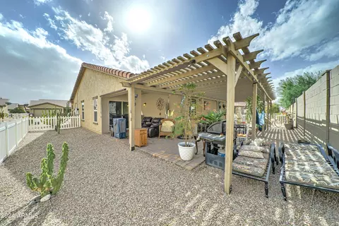 Exterior - 2101 S Meridian Rd #157, Apache Junction, AZ 85120 photo 6 of 8