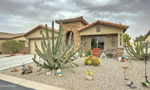 Exterior - 2101 S Meridian Rd #157, Apache Junction, AZ 85120 photo 2 of 8