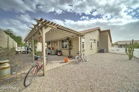 Exterior - 2101 S Meridian Rd #157, Apache Junction, AZ 85120 photo 5 of 8