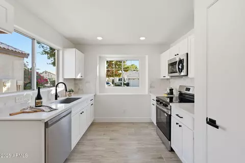 4618 E Charleston Ave, Phoenix, AZ 85032 photo 9