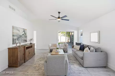 4618 E Charleston Ave, Phoenix, AZ 85032 photo 8