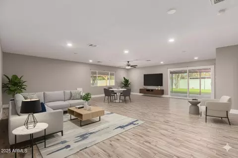 4410 W Port Au Prince Ln, Glendale, AZ 85306