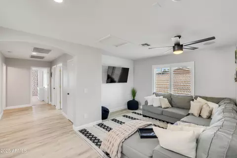 Entry Way - 3468 E Fairview St, Gilbert, AZ 85295 photo 5 of 8