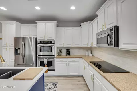 Kitchen - 3468 E Fairview St, Gilbert, AZ 85295 photo 4 of 4