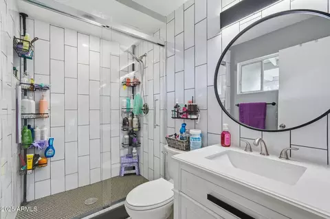 Bath - 829 E 9th Pl, Mesa, AZ 85203 photo 3 of 3