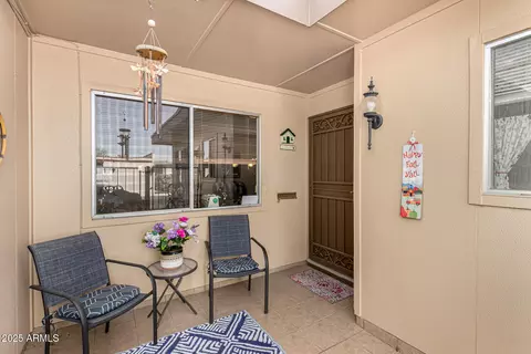13709 N 98th Ave #B, Sun City, AZ 85351