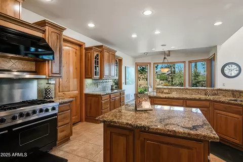 Kitchen - 2204 E Feather Plume Ln #543, Payson, AZ 85541 photo 4 of 4
