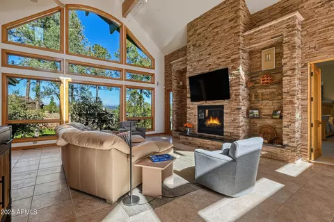 Living - 2204 E Feather Plume Ln #543, Payson, AZ 85541 photo 2 of 5