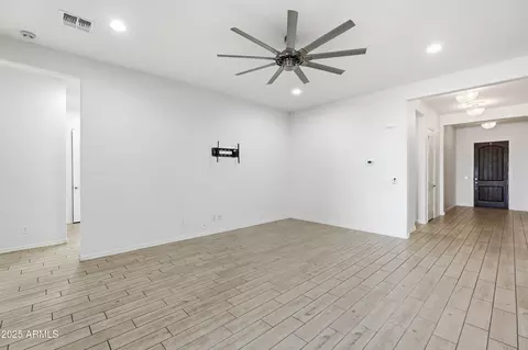 Living - 1432 E Pedro Rd, Phoenix, AZ 85042 photo 4 of 4