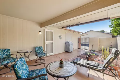 18614 N Mica Dr, Sun City West, AZ 85375