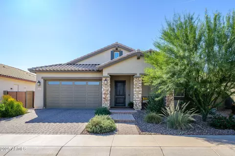 2831 W Chevelon Dr, Queen Creek, AZ 85142