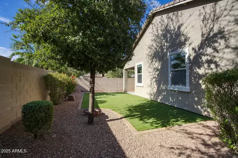 Exterior - 3507 E Alfalfa Dr, Gilbert, AZ 85298 photo 4 of 5