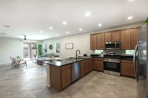 Kitchen - 3507 E Alfalfa Dr, Gilbert, AZ 85298 photo 3 of 4