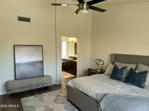 Bedroom - 3909 E Lavender Ln E, Phoenix, AZ 85044 photo 2 of 5