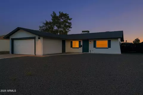 6818 S Terrace Rd, Tempe, AZ 85283
