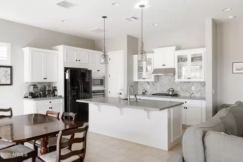 Kitchen - 4554 S Eastern Run, Mesa, AZ 85212 photo 1 of 4