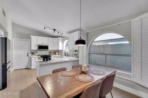 Kitchen - 4520 E Lone Cactus Dr, Phoenix, AZ 85050 photo 5 of 5