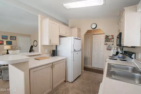 5735 E Mcdowell Rd #410, Mesa, AZ 85215 photo 7