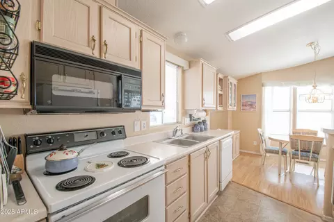 5735 E Mcdowell Rd #410, Mesa, AZ 85215 photo 10
