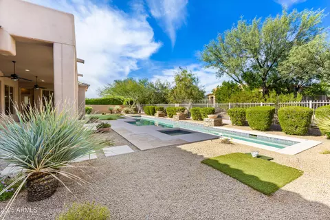 Exterior - 5362 E Herrera Dr, Phoenix, AZ 85054 photo 10 of 12