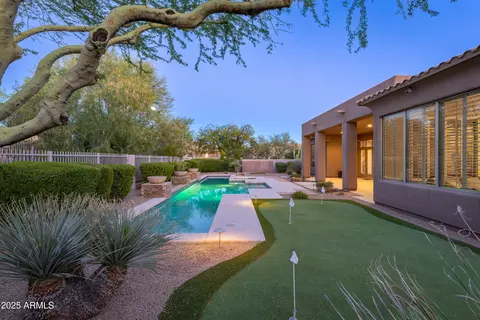 Exterior - 5362 E Herrera Dr, Phoenix, AZ 85054 photo 5 of 12
