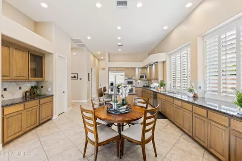 Kitchen - 5362 E Herrera Dr, Phoenix, AZ 85054 photo 1 of 4