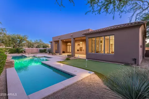 Exterior - 5362 E Herrera Dr, Phoenix, AZ 85054 photo 4 of 12
